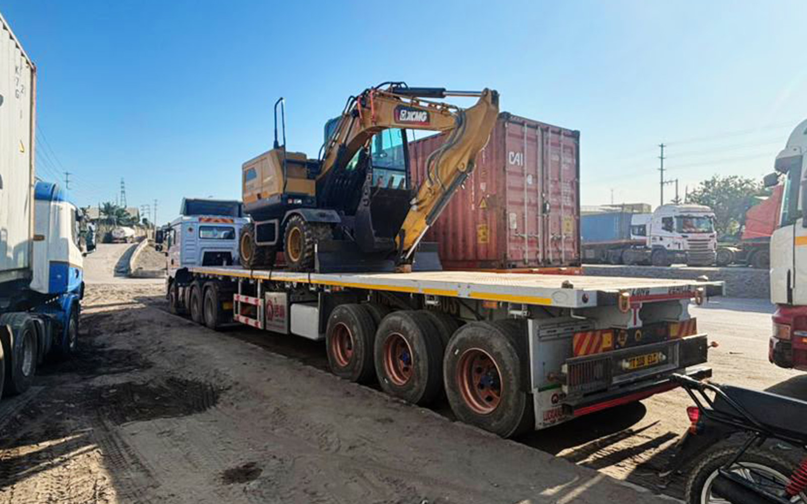 Shacman F3000 tractor unit on the road